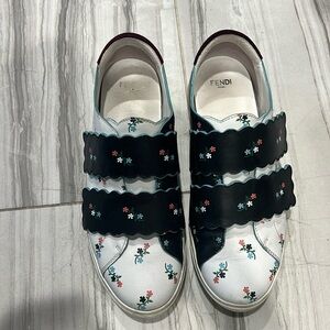 Fendi leather floral print sneakers no laces